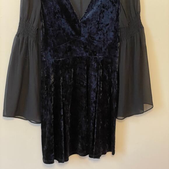 BCBGeneration S black velvet mini dress dark fairycore long sleeve goth boho - Picture 3 of 6